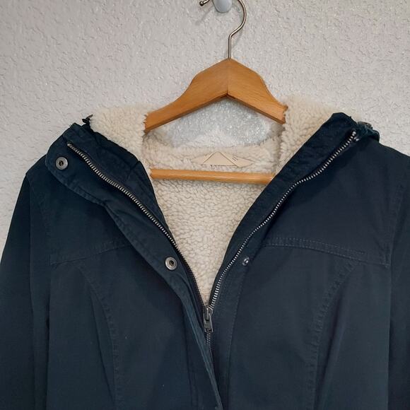 Hollister Navy Blue Fleece Lined Jacket Size L - Picture 3 of 11
